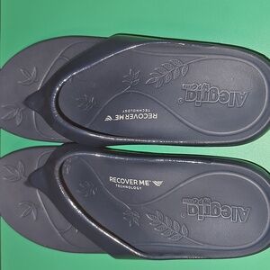 Alegria Womans Recovery Thong Sandals By P. GLITE- EU 39 US 9-9.5